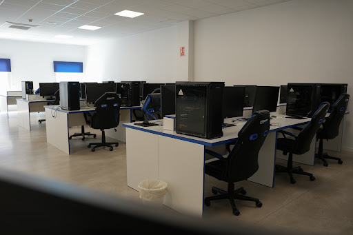 Davante MEDAC Pinto 🥇 Centro FP Pinto