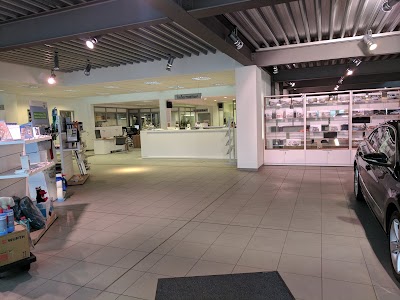 car-dealer