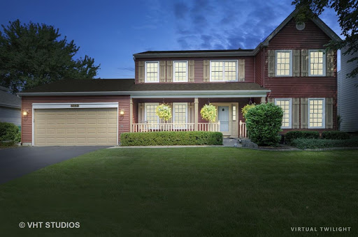 Anne Hazen, Realtor with Baird & Warner - Thumbnail
