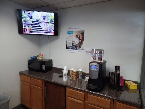 United Auto Sales of Utica Service - Thumbnail
