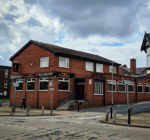 Wellington Inn (Irlams O'th Heights) - Thumbnail