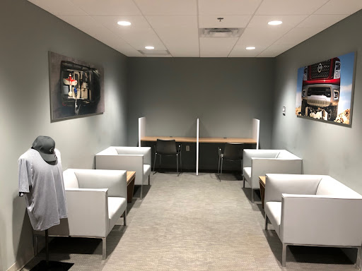 Jenkins Nissan of Leesburg Service - Thumbnail