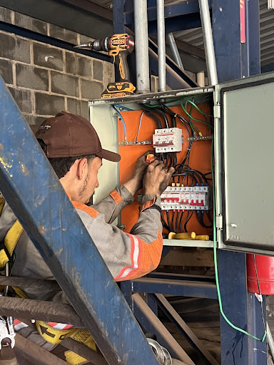 Eletro forte - Eletricista industrial e residencial