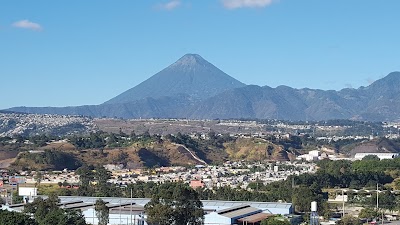 Photos of Canchas Fuentes Del Valle 1