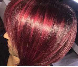 Photo n°1 de Coiffeuse à domicile à Maintenon (Salon de coiffure)