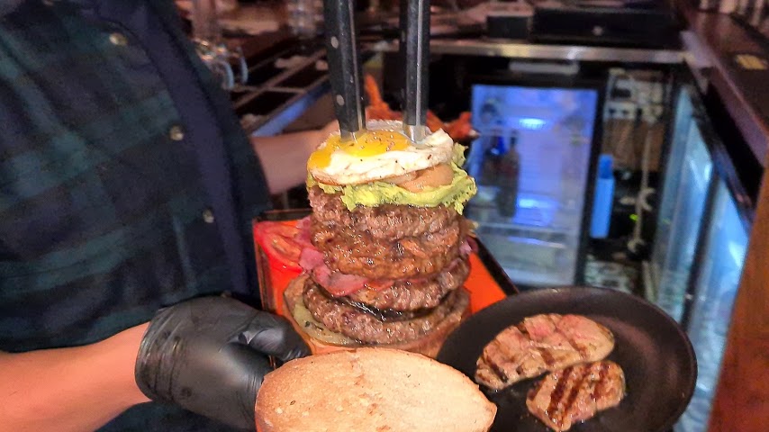 Josef Burger & Bar by null