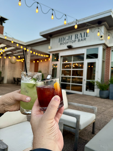 High Rail Rooftop Bar + Space - Thumbnail