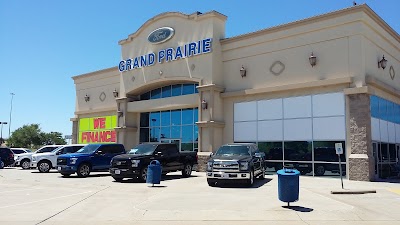Photos of Grand Prairie Ford