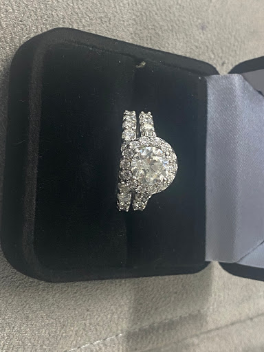 Diamond Ridge Pawn & Jewelry Gallery - United States