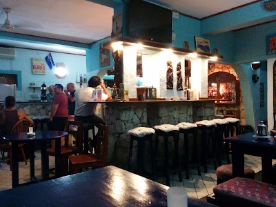 Photos of Tam Tam
