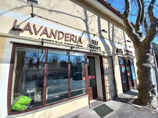 Lavanderia Nelly - Manziana - - Thumbnail