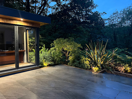 BLAKE ELECTRICAL - Visual