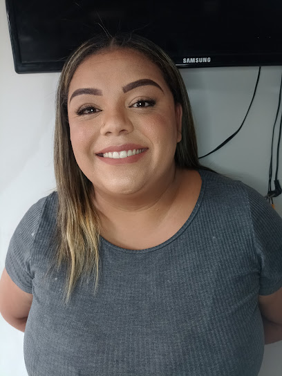 Carolina Amaral Makeup