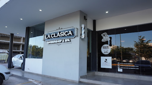 La Clásica Barber Shop & Spa