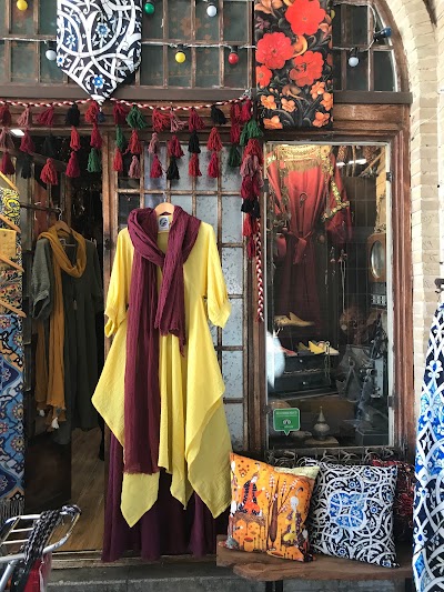 Photos of Hoor Gallery