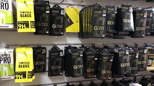 Photo n°10 de Oscar Phone & Réparation tous téléphones à Aubervilliers (Magasin d'accessoires pour téléphones mobiles)