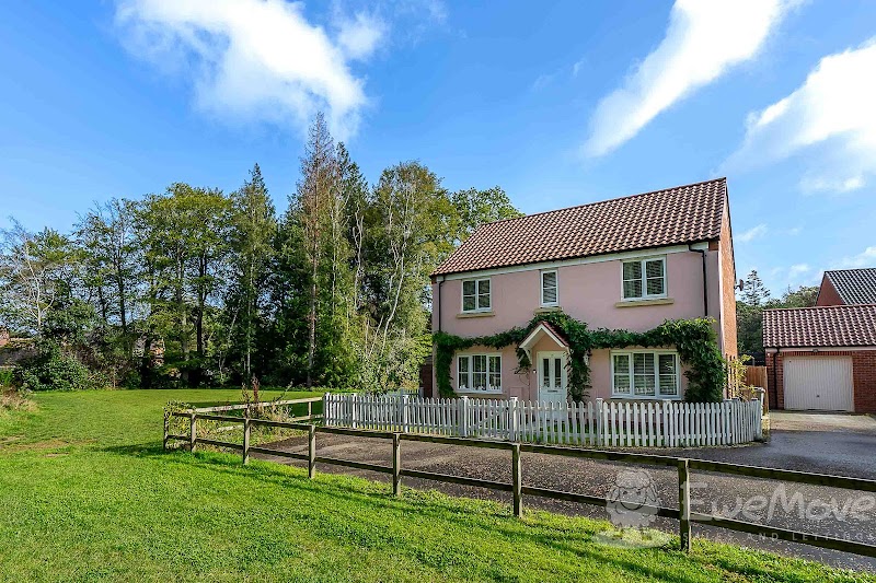 EweMove Sales and Lettings in Wymondham photo 2