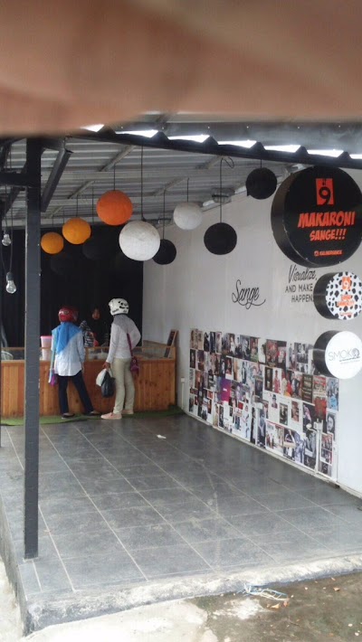 Photos of Makaroni Sange (9)