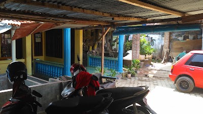 Photos of Thefirst OS (Ida Riantika)