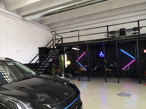 Lynk & Co | Hub Milano - Thumbnail