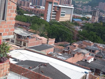 Photos of House of Justice, niquia