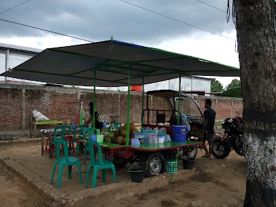 Photos of Es Kelapa Muda Sokaraja