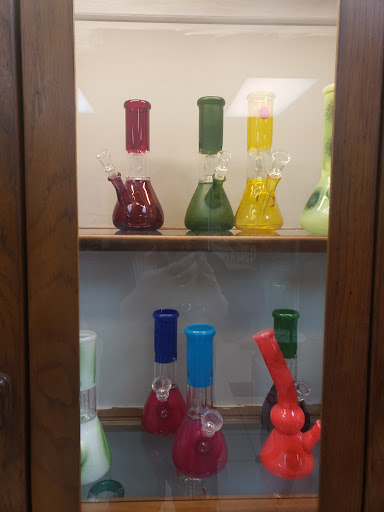 BnE Headshop - Visual