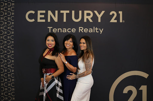 Ana Sobalvarro, Realtor - Thumbnail