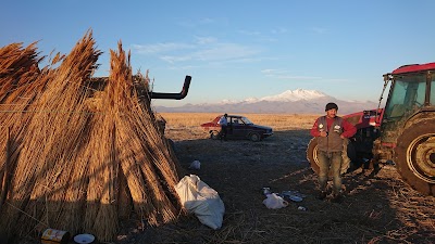 Photos of Yay G&ouml;l&uuml;