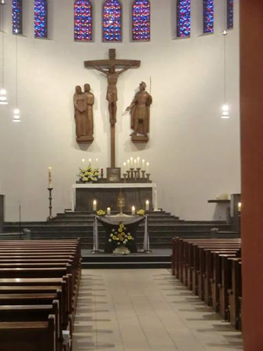 Kath. Kirchengemeinde St. Michael und Paulus - Pfarrkirche St. Marien - Thumbnail