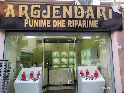 Argjendari pëllumbi