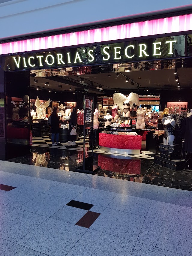 Victoria's Secret & Victoria's Secret Pink