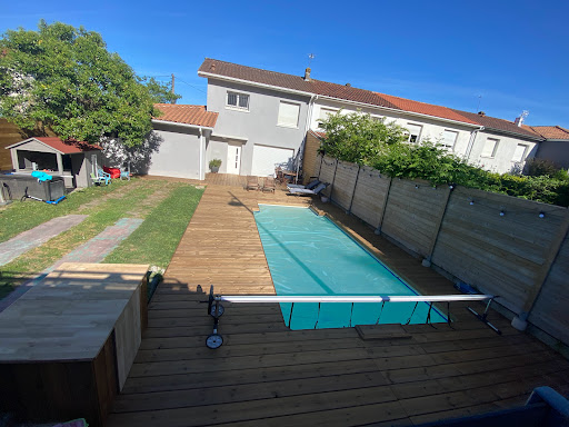 Photo de EXTENSO BOIS - construction terrasse - bardage - ossature - charpente à Gradignan (33170)