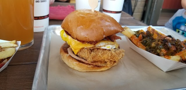 Flippin' Good Chicken, Burgers, Beer