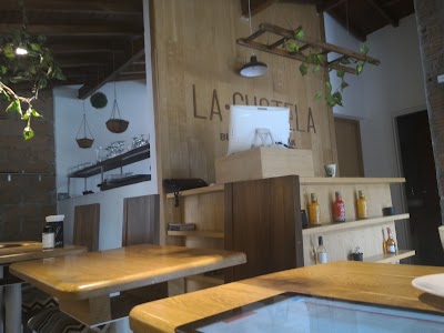 Photos of La Gustela