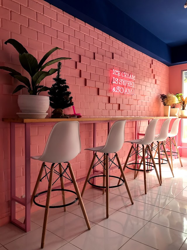 On cloud nine - a sky full of Desserts