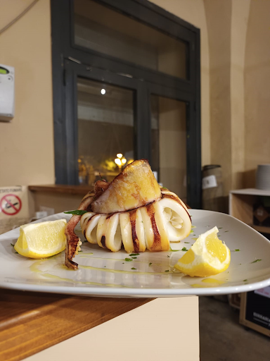 Tola's Pizzeria Ristorante - Thumbnail