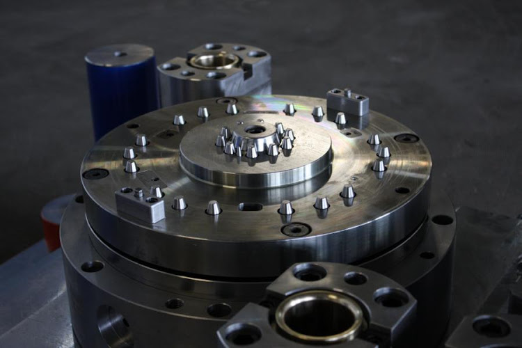 IZT GmbH - Zerspanungstechnik photo