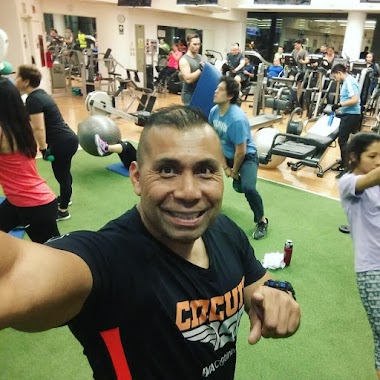 Sportlife Fitness Club, Author: Humberto Yactayo