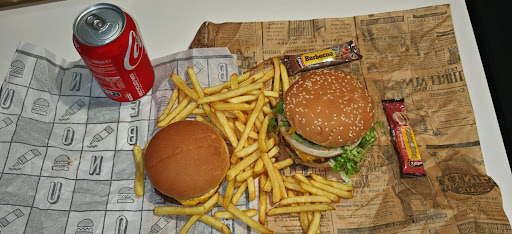 Photo 3 - Madisson Burger