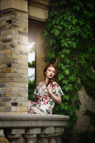 Holly Omlor Photography — photography studio in Toledo, OH