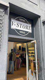 Photo n°9 de V-STORE à Belfort (Magasin de vêtements vintage)