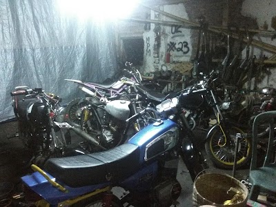 Photos of Ceblong Motor