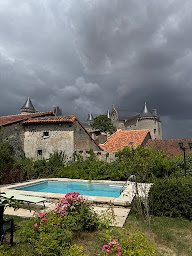 Photo n°7 de Labrouche antiquaire de matériaux à Aytré (Magasin de materiaux de construction)