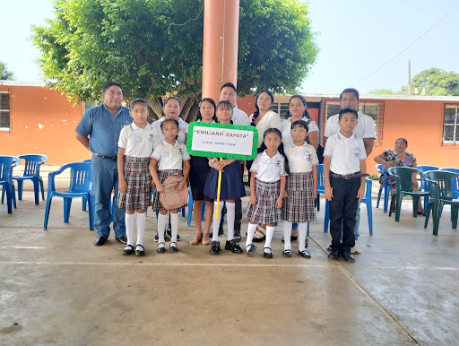 ESCUELA BILINGÜE GENERAL EMILIANO ZAPATA