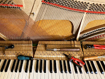 alba pianos and co, technicien accordeur réparateur de piano et clavecin, facteur de clavecin épinette clavicorde à Lacommande
