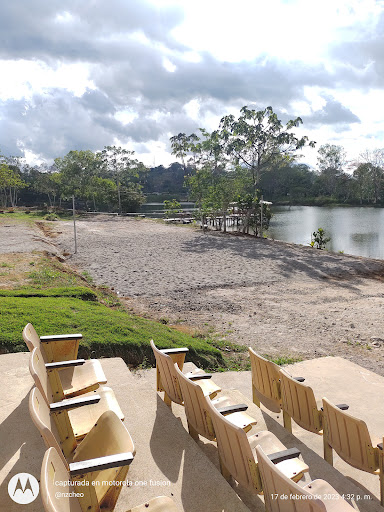 Lago Río Sereno