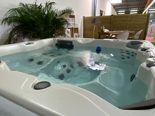 Photo de Piscine Ambiances Périgueux à Saint-Astier (24110)