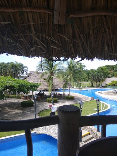 Photos of Playa Amatique Bay