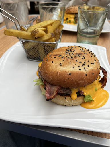 Photo 1 - La Factory Burger